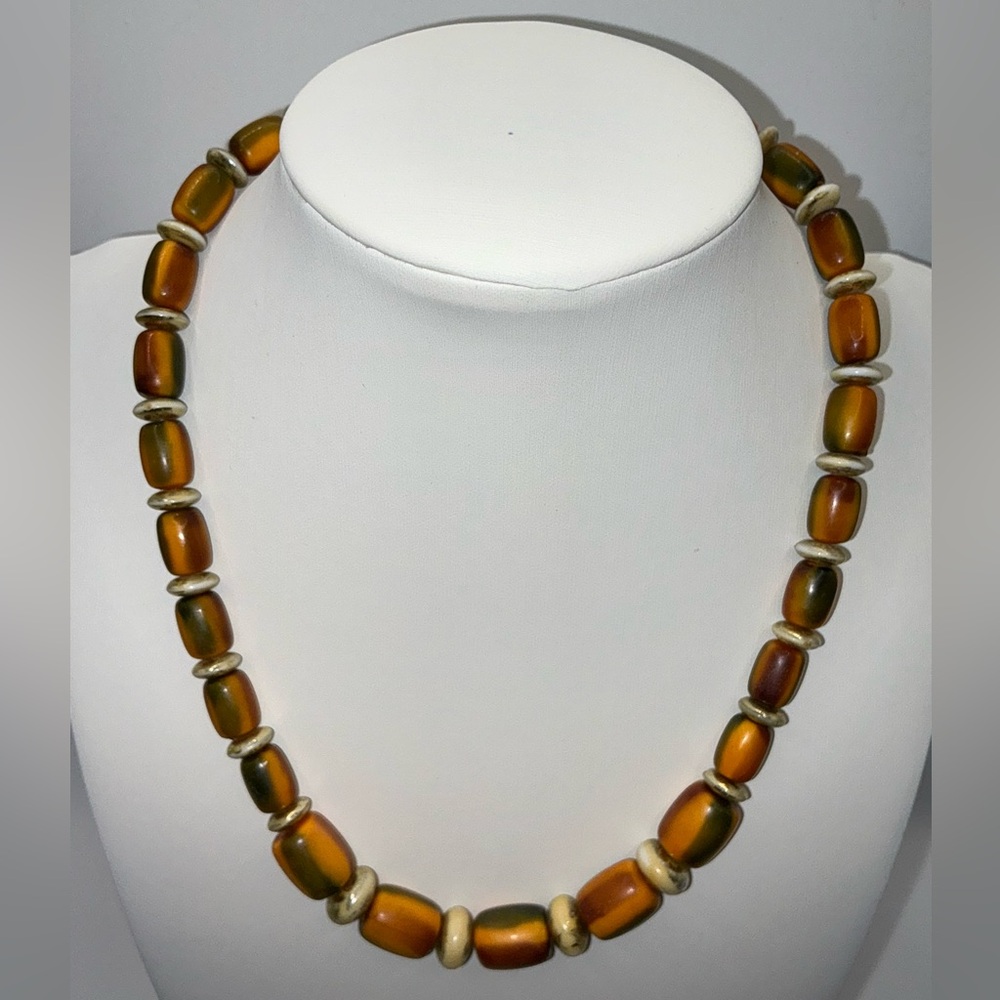 Vintage Tigereye & African Amber Beads - Picture 2 of 5